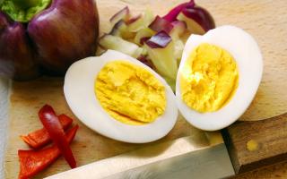 Как варить яйца, чтобы они не полопались?